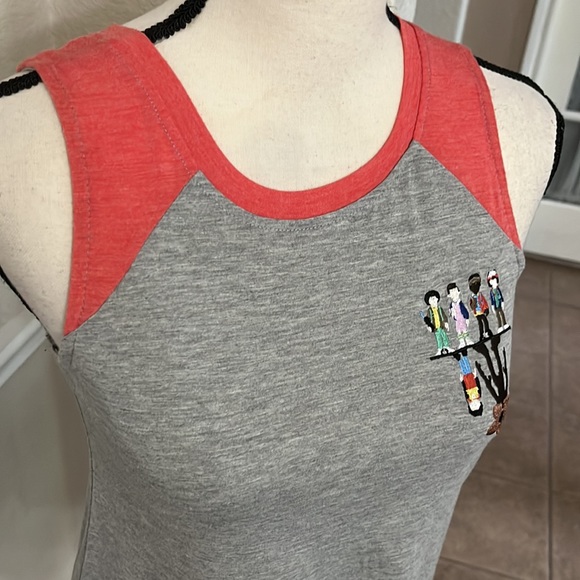 Netflix Strangers Things sleeveless tank top - Picture 7 of 17